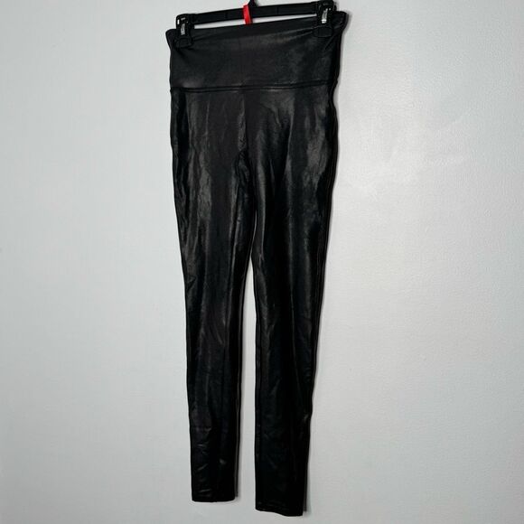 Spanx black leggings size medium - Picture 2 of 5